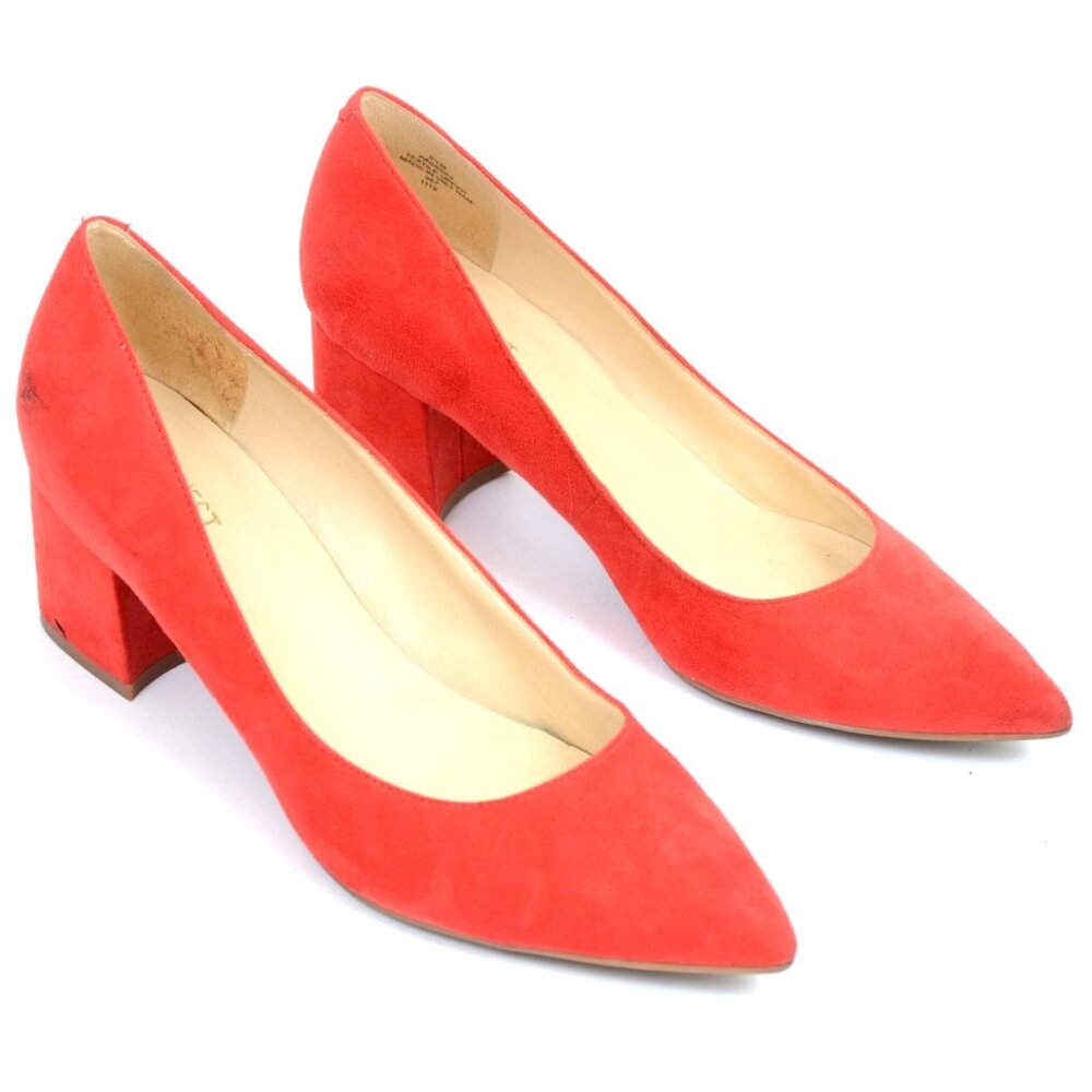 Nine West Size 9.5 Red Issa Pointed Low Heel Pumps Classic Career Office